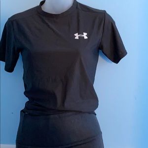 womans under armour  tshirt